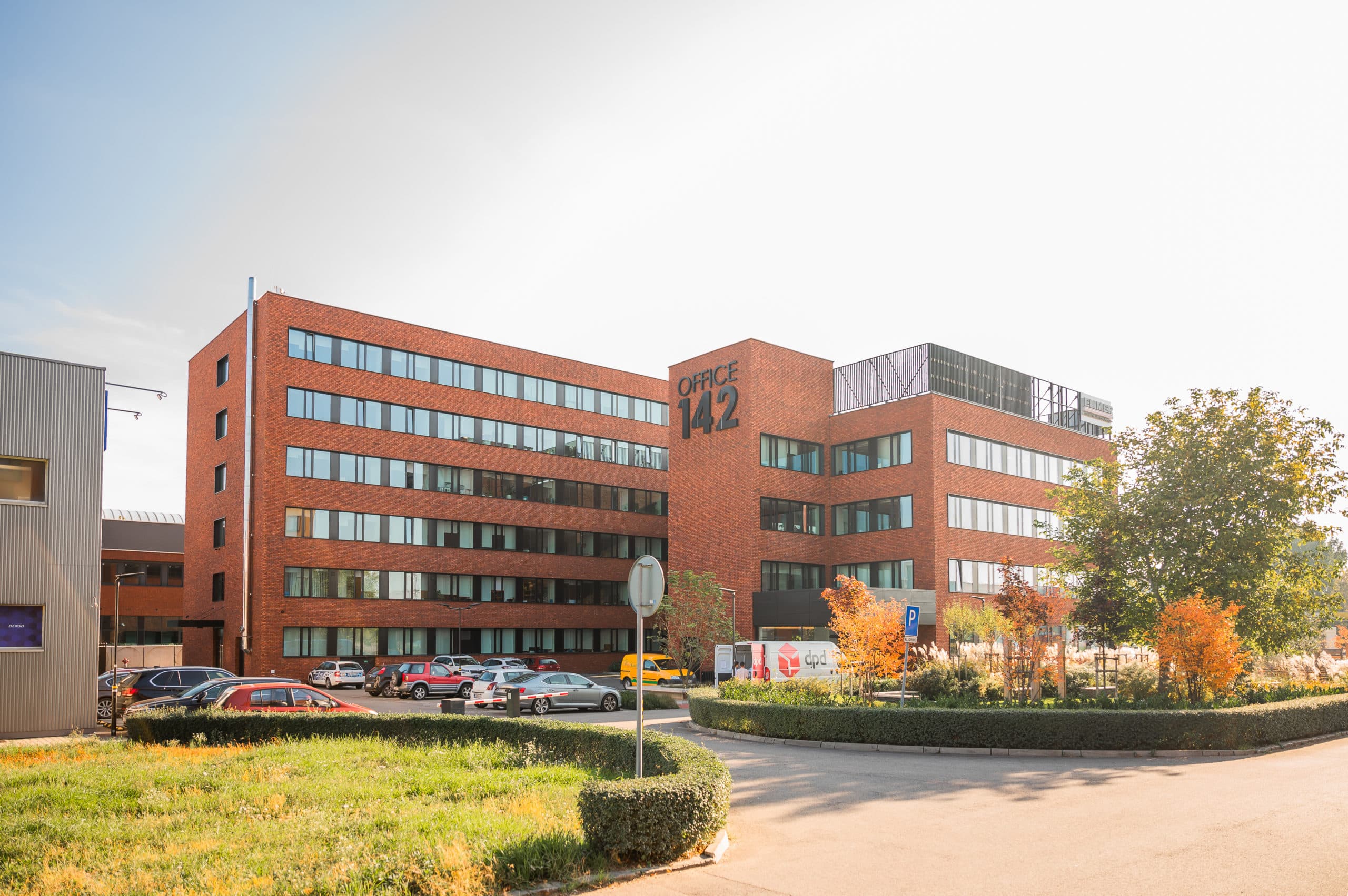 Office142