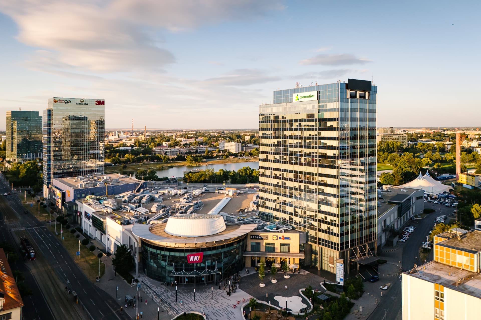 Polus Towers