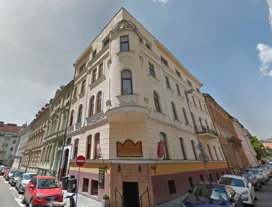 SLÁDKOVIČOVA