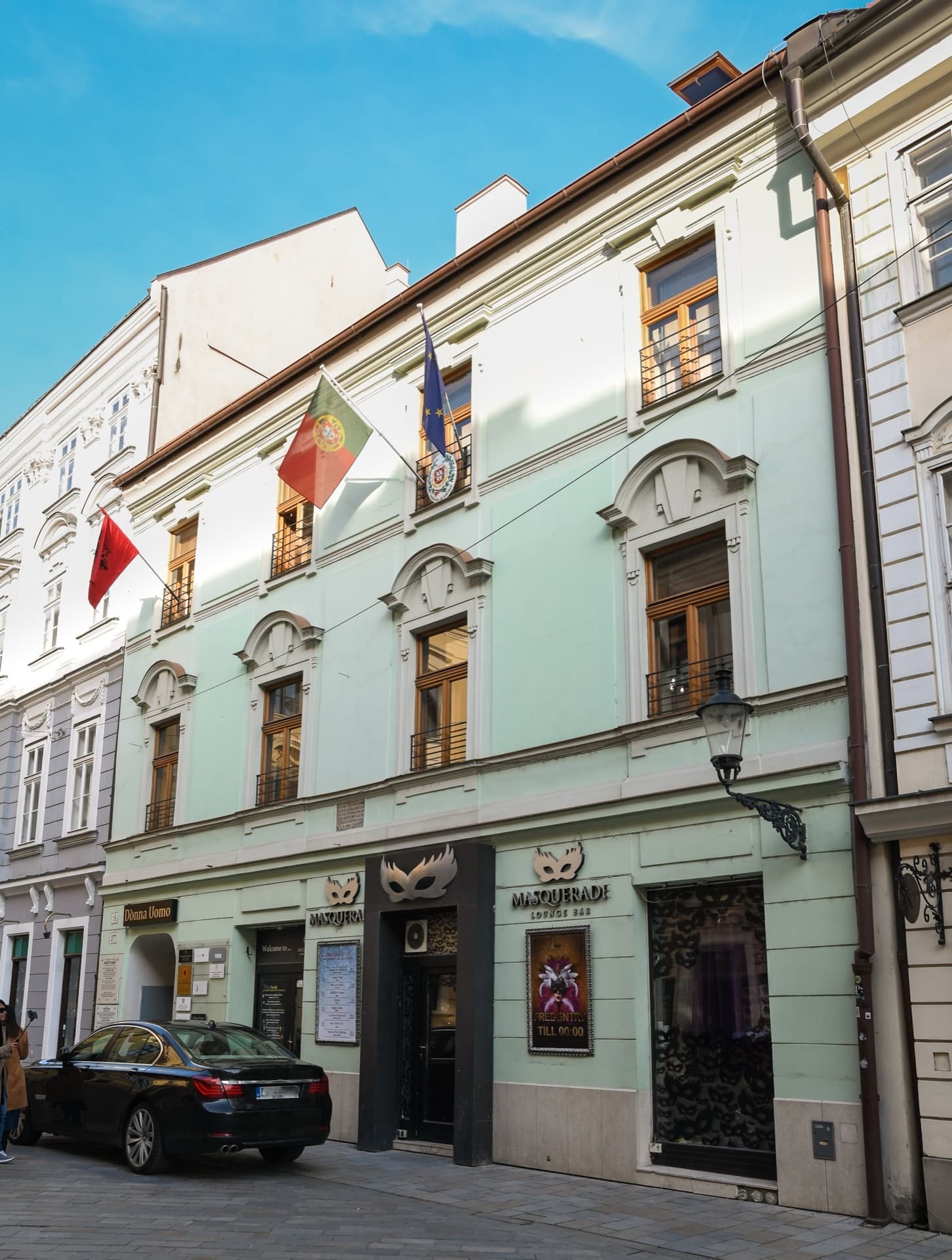 VENTÚRSKA 16