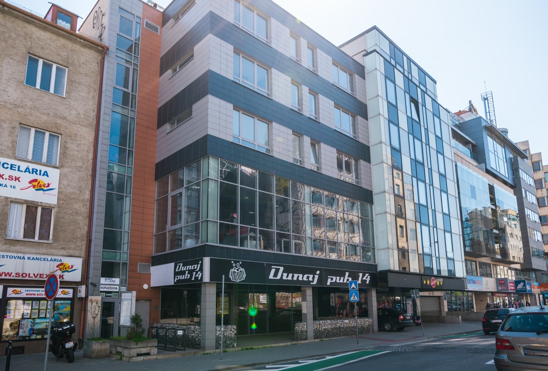 DUNAJSKÁ 14