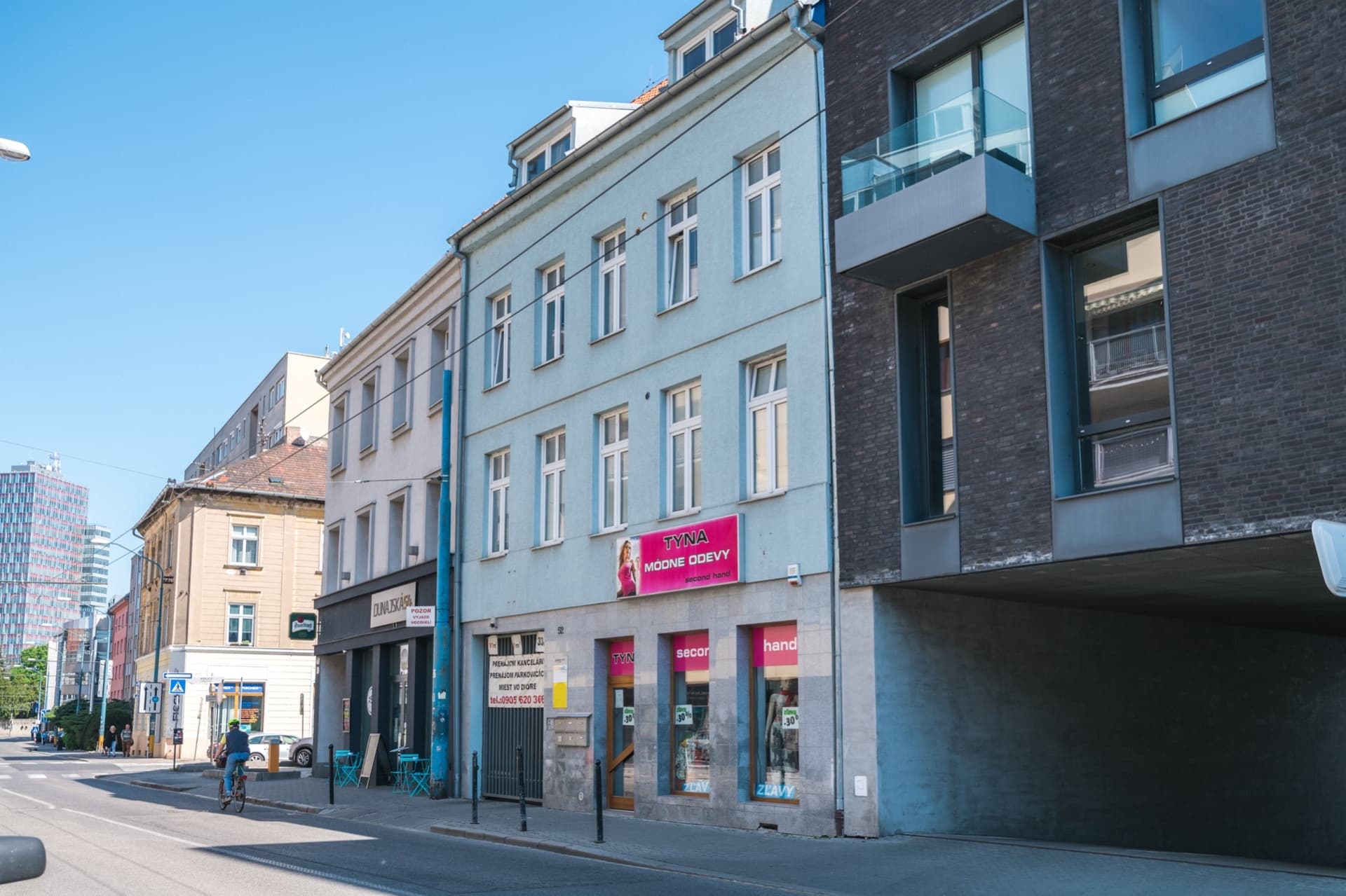 DUNAJSKÁ 52