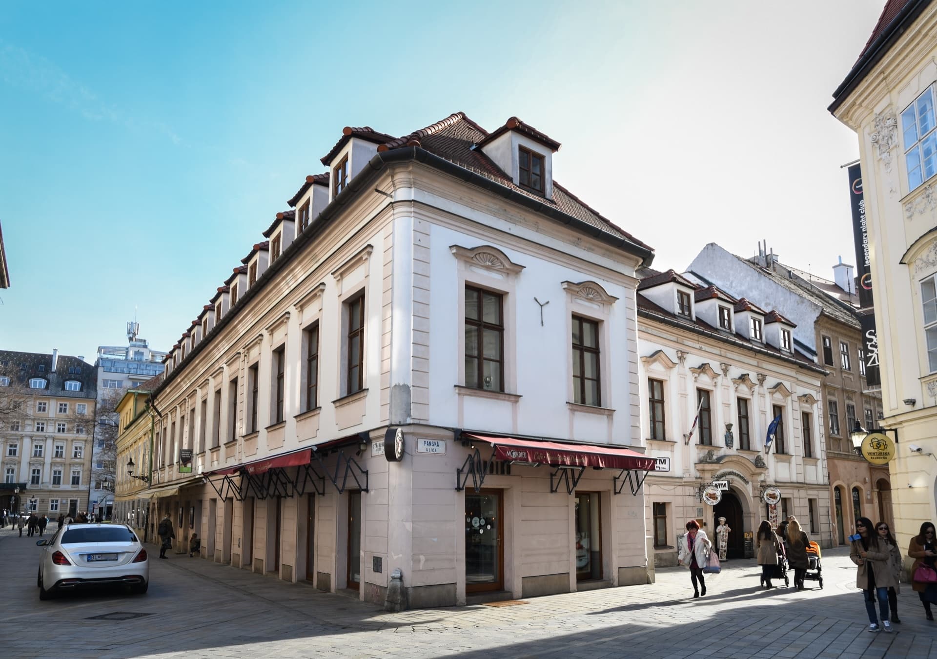 PANSKÁ 27