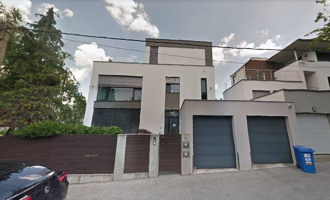 THE BIG OF THE GREAT